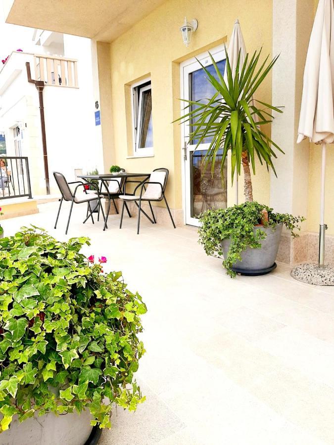 Apartments Akmadzic Makarska Exterior foto